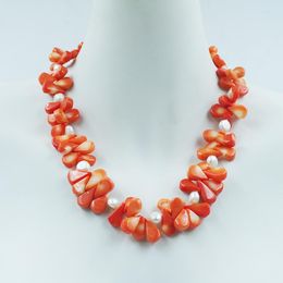Girocollo molto squisito. Collana di corallo/perla di bambù naturale arancione marino. Affascinanti gioielli di compleanno da donna 46 cm