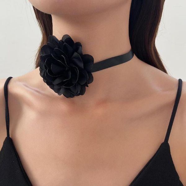 Choker Colliers de fleurs de rose élégante vintage pour femmes Chaîne de corde Rope Floot Filk Collier Collier Bijoux de mariage