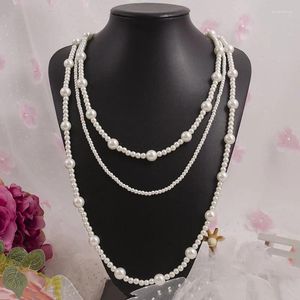 Choker Vintage Women's Collier Jewelry 2024 Colliers de perles de perle simulées à trois plats à la mode accessoires de robes à longue chaîne