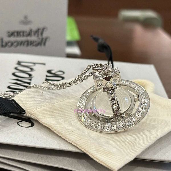 Choker Vivianeism Westwoodism Collier luxueux luxueux avec un collier de perle en verre transparent super étincelant