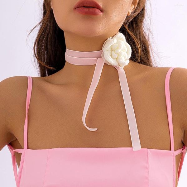 Tour de cou large bande de tissu et grand collier de fleurs pour les femmes à la mode élégant longue chaîne de corde sur le cou décoration 2023 bijoux de mode