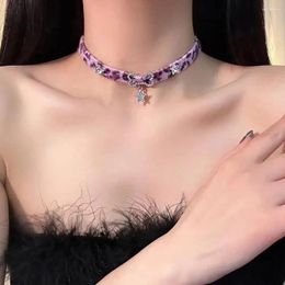 Collier ras du cou Y2K violet imprimé léopard, pendentif étoile en os de cristal pour femmes, bracelet de cou en cuir gothique, bijoux cadeau de fête