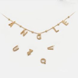 YiJia – collier personnalisé pour femmes, collier personnalisé en zircone cubique de qualité, pendentif lettre anglaise de grande taille, bijoux d'anniversaire