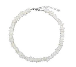 Chokers 2022 Bohemian Natuurlijke Puka Shell Witte Kleur Onregelmatige Chip Choker Ketting Voor Vrouwen Mannen Collares De Moda Kolye8991295