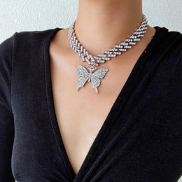 Chokers grote vlinder ketting hangende Cubaanse linkketen voor vrouwen choker sieraden accessoires 230518
