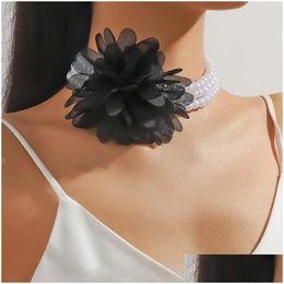 Colliers de cou de cou de dentelle de fleur pour femme Collier exagéré de mode imitation perle mti-couche de luxe banquet chaîne de clavicule pour femme juif otb3h