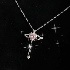 Sautoirs Cristal Ange Ailes Coeur Pendentif Colliers Dames Fille Simple Y2K Rose Blanc Zircon Amour Collier Élégant Femmes Bijoux 2023 YQ240201