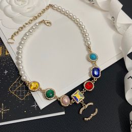 Chokers Diseñador Cadena de gargantillas tiene estampillas Mates Gold Pendants Declaración Moda Collar para mujer Accesorios de joyas de boda 31+7 cm