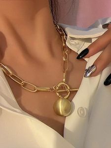 Gargantillas Flashbuy Collar de cadena de color dorado de moda para mujer Declaración Aleación Metal Bola grande Colgante Joyería 231020