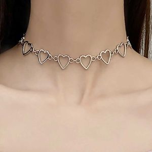 Chokers Hollow Korean Sweet and Cute Love Statement Collier Collier Collier Collier Collier Collier Collier Cépier Playage D240514