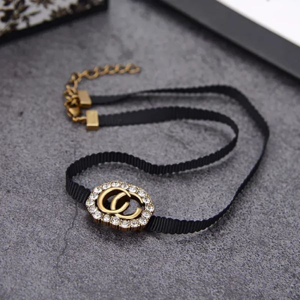 Chokers Bijoux Chokers Designer Alphabet Black Rope Collier Importé Simulation Diamond Perle Counter Chérent Match Hot Mode