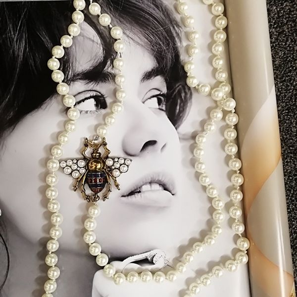 Colliers de luxe à la main long pull perle abeille pendentif collier bijoux pour femmes cadeau de fête 231010