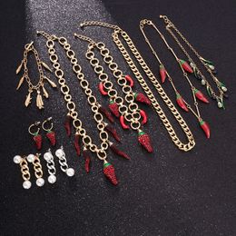 Colliers de poivre rouge pour femmes, collier multicouche, chaîne verset, bijoux chrétiens, ras du cou plaqué or 18 carats/inoxydable 231007