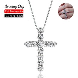 Chokers Serenity Day Jezus kruis hanger ingelegd D kleur S925 zilver 18k wit goud vergulde ketting voor vrouwen bruiloft sieraden 221207