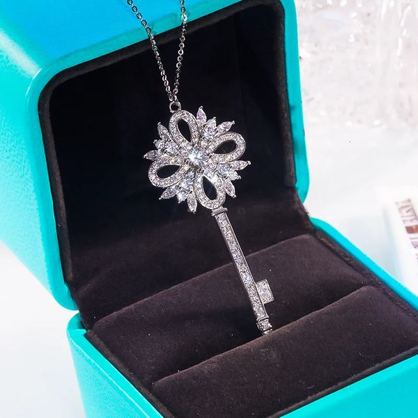 Colliers de flocon de neige diamant clé collier 100 925 argent sterling mode mariage dîner fête bijoux fins pour les femmes cadeau d'anniversaire 231201