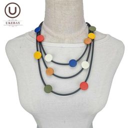Chokers Ukebay Collares de madera multicolor Collar de goma de goma Joya gótica Boho Accesorios de ropa Cadenas de suéter9513532