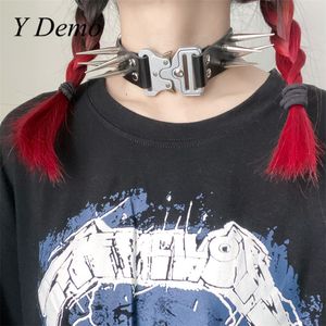 Colliers Y Demo Techwear Punk Boucle en acier inoxydable Rivets Collier ras du cou pour femmes Accessoire Rock Fait à la main 230921
