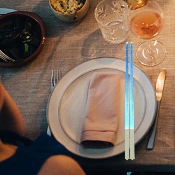 Baguettes 1 paire de baguettes sabre laser LED sécurité de cuisine outil de salle à manger créatif réutilisable fournitures de table portables