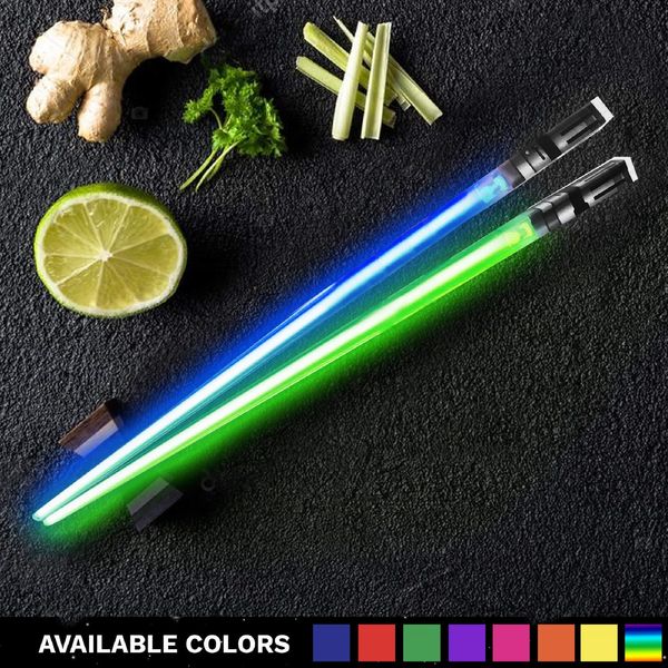 Baguettes 1 Paire LED Sabre Laser Baguettes Lumière Glowing Sword Chopping Stick Réutilisable Sushi Glowing Swords Portable Vaisselle 230616