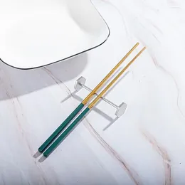 Chopsticks hak de houder houder roestvrij staal niet-slip toksteen metalen sushi sticks rust herbruikbaar tafelvorken rek