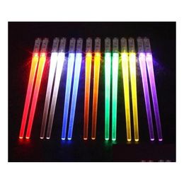 Baguettes créatives 2Pcspal LED Light Up Durable Cuisine légère Salle à manger Fête Portable Food Safe Tableware251S678 Homefavor Dhtje