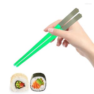 Baguettes LED Light Saber Glowing 1 Paire de baguettes Up Chop Sticks Léger Durable Réutilisable - Grade Safe ABS