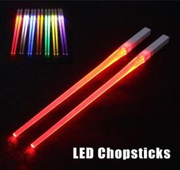 Eetstokjes LED Lightsaber Herbruikbare Light Up Chopstick Keuken Party Servies Creatief Duurzaam Gloeiende Geschenken92748327313559