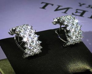 Choucong Unieke Ear Cuff Sprankelende Luxe Sieraden 925 Sterling Zilver Pave Witte Saffier Diamant Olijftak Oorbel Bruiloft Cli8530609