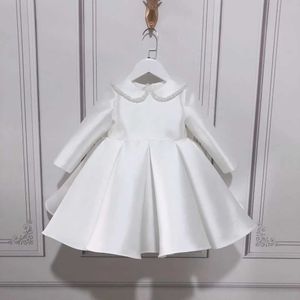 Robes de baptême bébé fille de douche robe de douche d'anniversaire fête enfant blanc satin plissé de Noël mariage soir Q240507