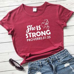 Christian She Is Tops Strong Jesus Faith Religieux Citations bibliques inspirantes