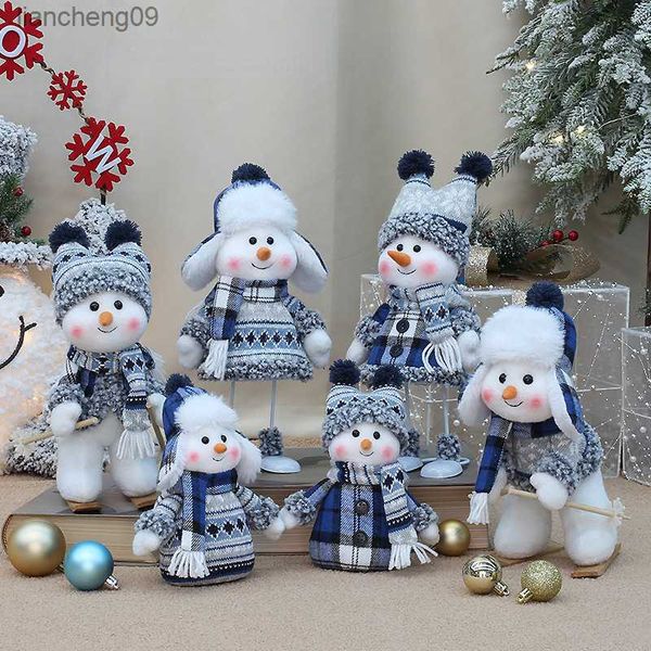 Noël Bleu Série Bonhomme De Neige Tissu Rétractable Poupées Décoration pour Arbre Ornements Père Noël Figurine Cadeaux De Noël Artisanat Décor À La Maison L230620