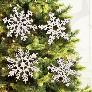 Kerstdecoraties 1 Pack White Plastic Snowflakes Multi -maten voor boomhangende hangers Xmas Home Party Raam