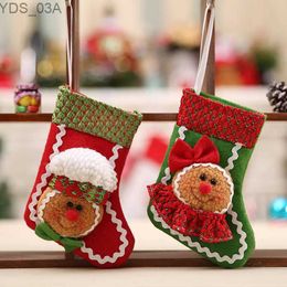 Decorazioni natalizie 1 pz Ragazzo Ragazza Pan di zenzero Biscotto Calzini natalizi Regali Sacchetti di caramelle Ornamenti per l'albero di Natale Ciondolo per albero YQ231115