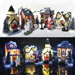 Décorations de Noël 10 PCS / Set Ornement Glowing Cottage Cabine lumineuse Père Noël Petite maison Village Bâtiment Décor pour enfants G2325