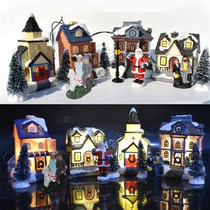 Décorations de Noël 10 PCS / Set Ornement Glowing Cottage Cabine lumineuse Père Noël Petite maison Village Bâtiment Décor pour enfants G193Y