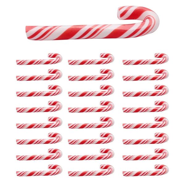 Decoraciones navideñas 100 Uds. 30*8mm bastón de caramelo navideño comida en miniatura casa de muñecas decoración del hogar hecha a mano en rojo y blanco bastón de caramelo de arcilla decoración navideña 231005