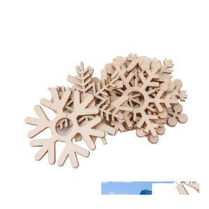 Décorations de Noël 10pcs bricolage assortis en bois flocon de neige découpes artisanat embellissement étiquette cadeau ornement en bois pour la goutte de mariage livrer otiin