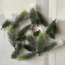 Décorations de Noël 10 pièces Branches de pin artificielle fausse plante branche de fleur artificielle décoration de fête de noël bricolage accessoires Bouquet boîte-cadeau 231009