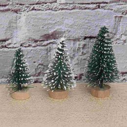 Décorations de Noël 10pcs Sisal Arbres Bouteille Brosse Miniature Pine Tree Décor de table pour l'artisanat Party Décoration de la maison 5cm