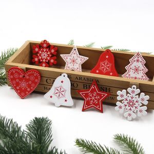 Kerstdecoraties 12 stks Lot Diy White Red Tree Heart Star houten hangers ornamenten voor huis Xmas Tree Kids Gifts 220912