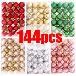 Décorations de Noël 144pcs / lots en gros boules électrolytiques ornements arbre pendentif décoration 3cm boule de Noël suspendus décor festival cadeau 231018