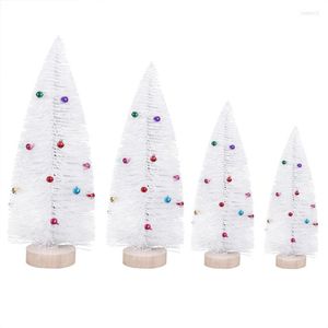 Kerstdecoraties 15/20/20/30cm Mini Tree Miniatuur ornament White Pine Sisal Cedar met kleurrijke klokkendecoratie