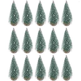 Décorations de Noël 15pcs Pine Tree DIY Noël Bouteille Brosse Miniature 10cm Sisal Neige artificielle avec base en bois Ornements de paysage