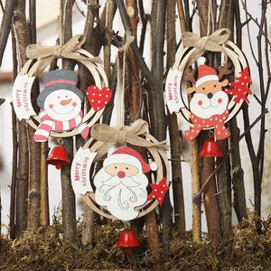 Décorations de Noël 1pc Père Noël Bonhomme de neige Elk Creux Cadeau Pendentifs en bois Ornements Arbre artisanal en bois