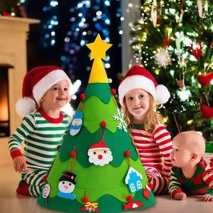 Décorations de Noël 2022 DIY Arbre en feutre Cadeaux de Noël pour enfants Noël Année Joyeux Ornements Père Noël Navidad Décor à la maison