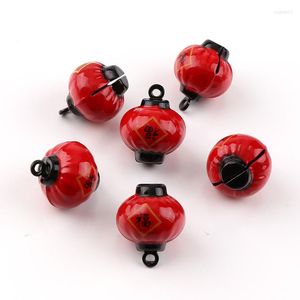 Décorations de Noël 2023 2Pcs 22.5mm 18mm Rouge Cuivre Chinois Jour De L'An Lanterne Cloches Ouvertes Pendentif À La Main Partie BRICOLAGE Artisanat Accessoires