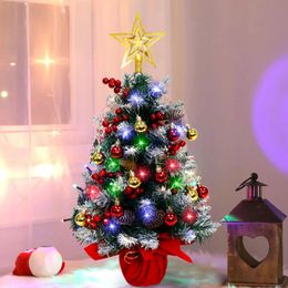 Decorações de Natal 24 polegadas Mesa de árvore de mesa artificial pequena Natal com enfeites de bola para 231102