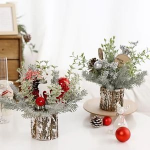 Decoraciones navideñas 30 cm Mini árbol de Navidad Plantas artificiales PE Flocado Piña Rama de pino Decoración de la ventana del hogar Decoración de escritorio Regalo de Navidad 231207