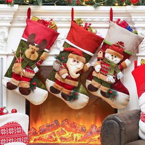Kerstdecoraties 3 stks Hoge kwaliteit Pak Grote Kousen Sokken met Snowman Santa Elk Bear Kerstmis cadeauzakje Boom Decoratie Jaar 221130