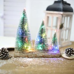 Décorations de Noël 3pcs mini arbre avec lumières LED